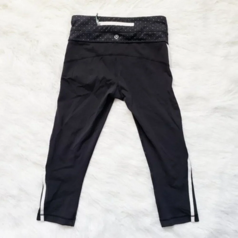 Lululemon Up The Pace Run Crop Leggings Polka Dot size 4 Athleisure Y2K Running